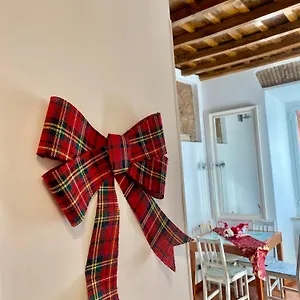  Apartment Scent Of Trastevere Italy